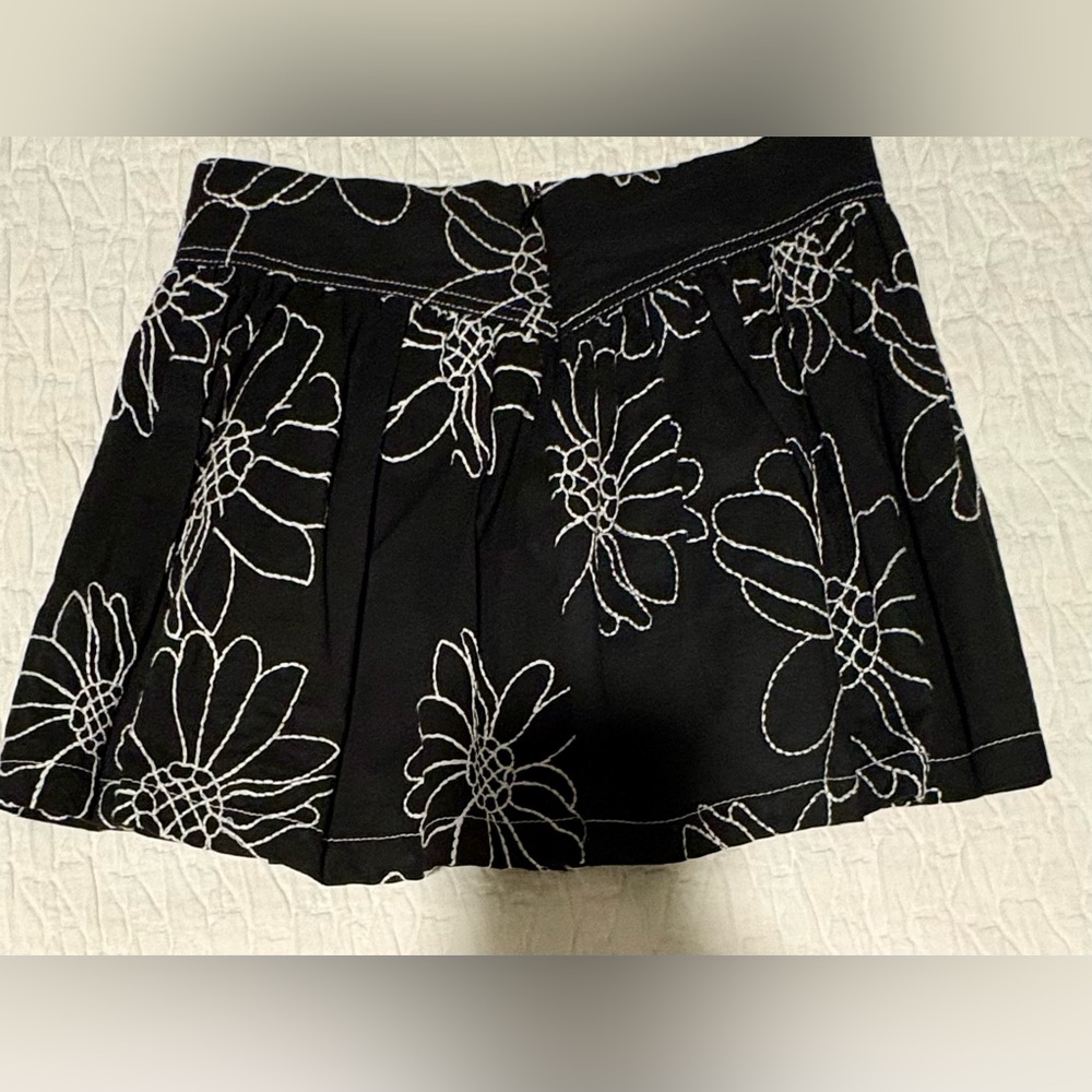 Zara Girl’s Black Floral Embroidered Two-Piece Skirt Set Size 8 - Picture 3 of 5